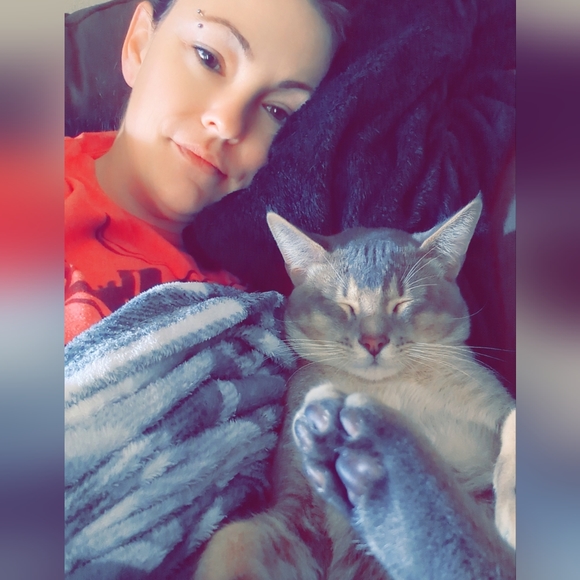 Nice to meet you, we're Aaron & Katie - Picture 4 of 15